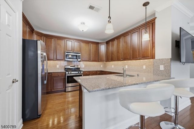 5301 Enclave Circle, Franklin Twp., NJ 08873