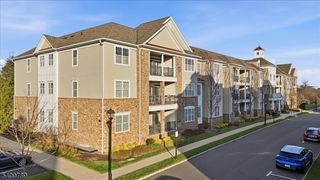 5301 Enclave Circle, Franklin Twp., NJ 08873