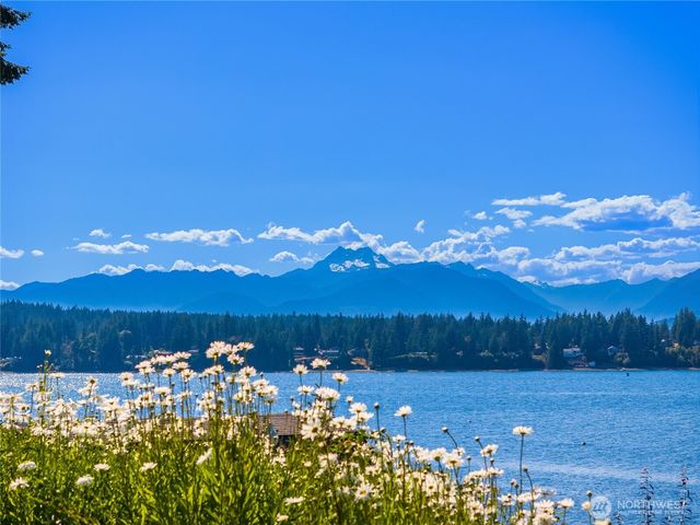 13282 Seabeck Hwy NW, Seabeck, WA 98380