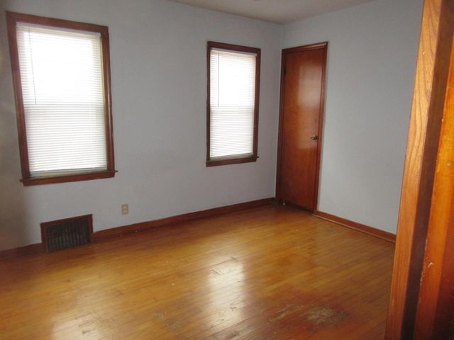 3130 S Clement AVENUE, Milwaukee, WI 53207