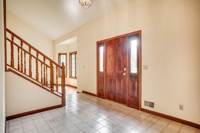 16760 N Manor Road, Eden Prairie, MN 55346