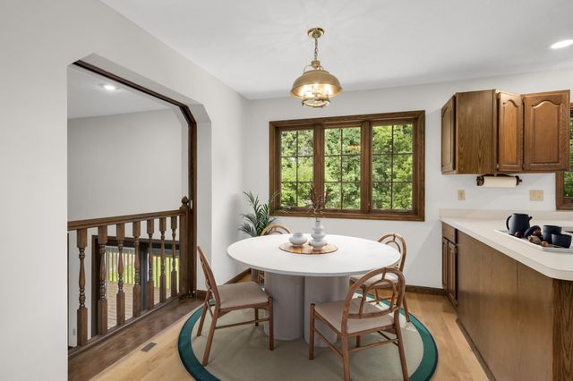 16760 N Manor Road, Eden Prairie, MN 55346
