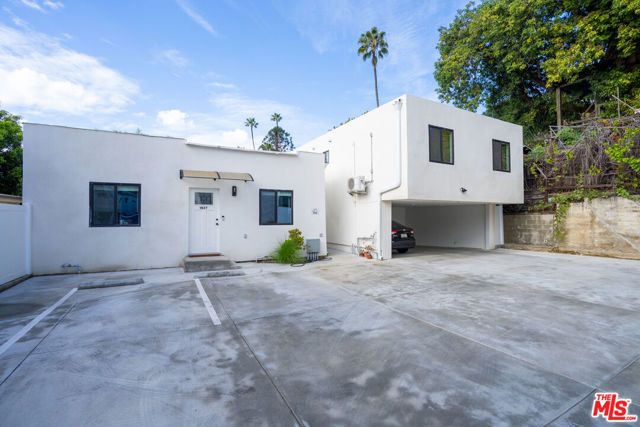 1639 Micheltorena Street, Los Angeles, CA 90026