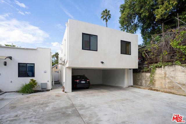 1639 Micheltorena Street, Los Angeles, CA 90026