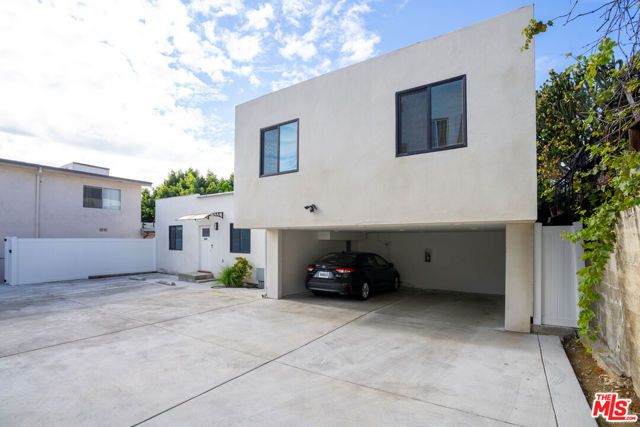1639 Micheltorena Street, Los Angeles, CA 90026