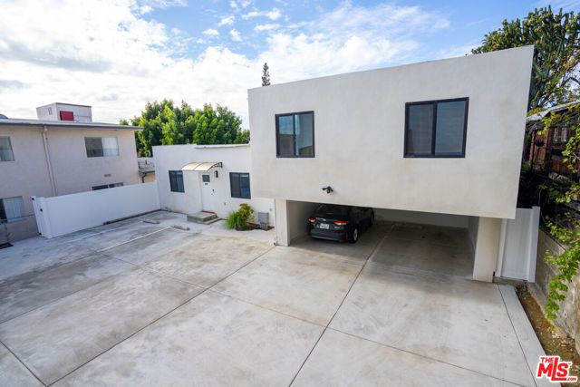 1639 Micheltorena Street, Los Angeles, CA 90026