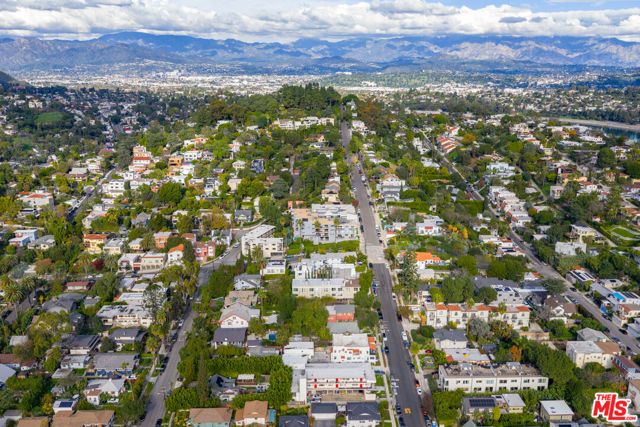 1639 Micheltorena Street, Los Angeles, CA 90026