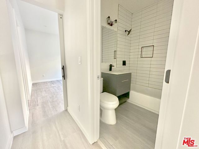 1639 Micheltorena Street, Los Angeles, CA 90026