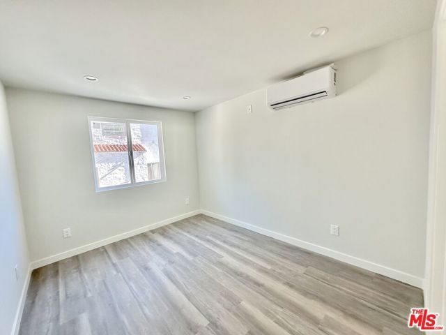 1639 Micheltorena Street, Los Angeles, CA 90026