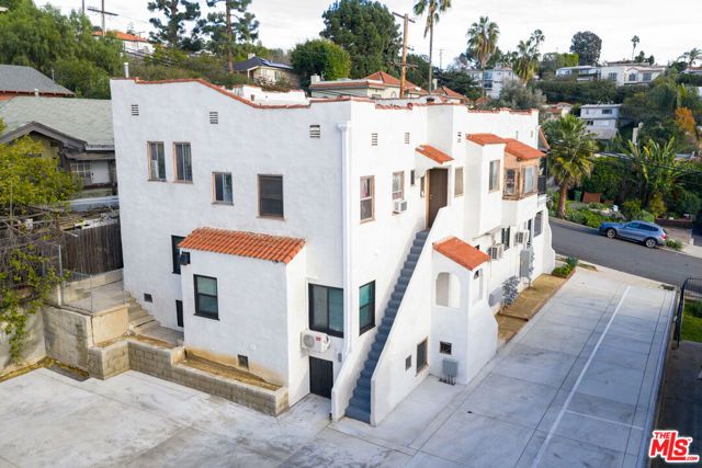 1639 Micheltorena Street, Los Angeles, CA 90026