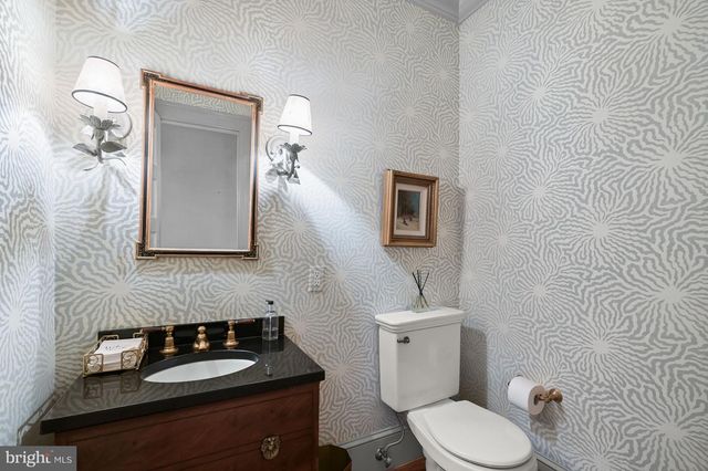 3753 OLIVER ST NW, Washington, DC 20015