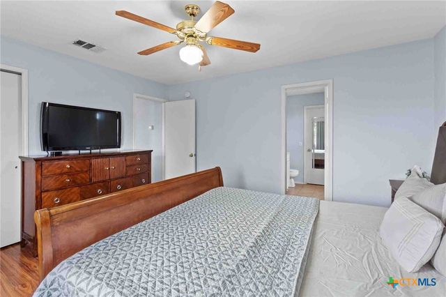 270 Endeavour Drive, Kyle, TX 78640