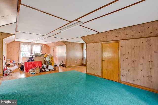 1905 FEATHERBED LN, Baltimore, MD 21207