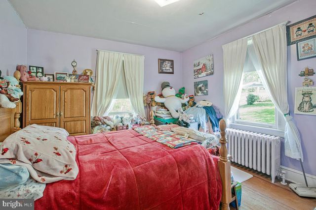 1905 FEATHERBED LN, Baltimore, MD 21207