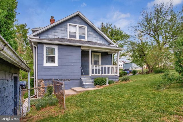1905 FEATHERBED LN, Baltimore, MD 21207