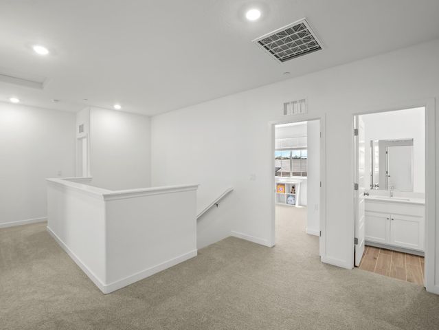 4086 Sagebrush Rd, Madera, CA 93636