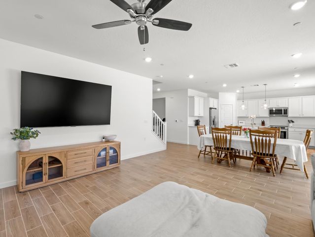 4086 Sagebrush Rd, Madera, CA 93636