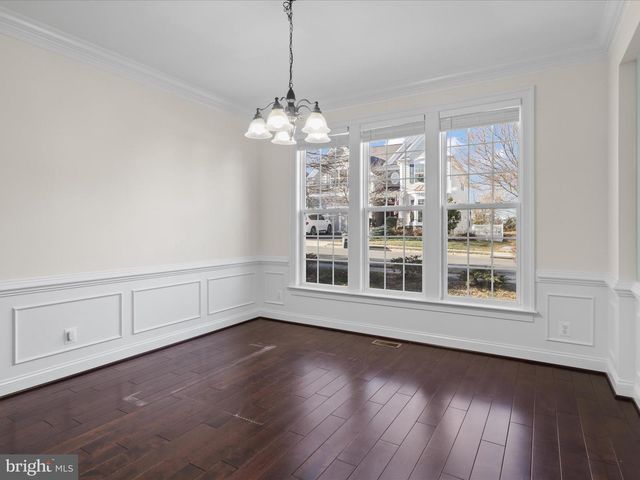43527 LOUDOUN BARN WAY, Chantilly, VA 20152
