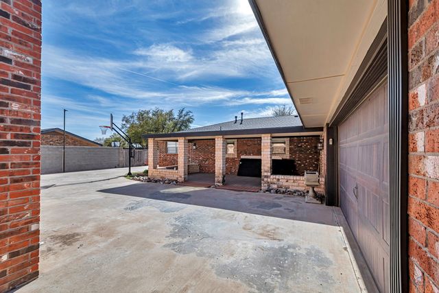 6449 Riders Rd, Odessa, TX 79762