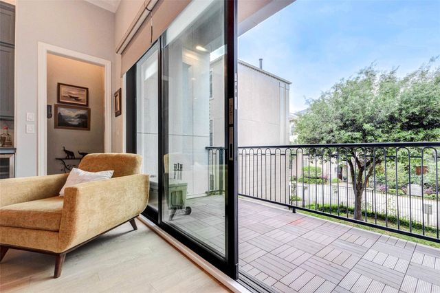 1323 Hunters Meadow Ln, Houston, TX 77055