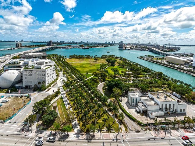 1000 Biscayne Blvd 2002, Miami, FL 33132