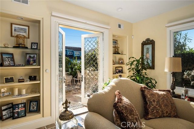 3222 Clay Street, Newport Beach, CA 92663