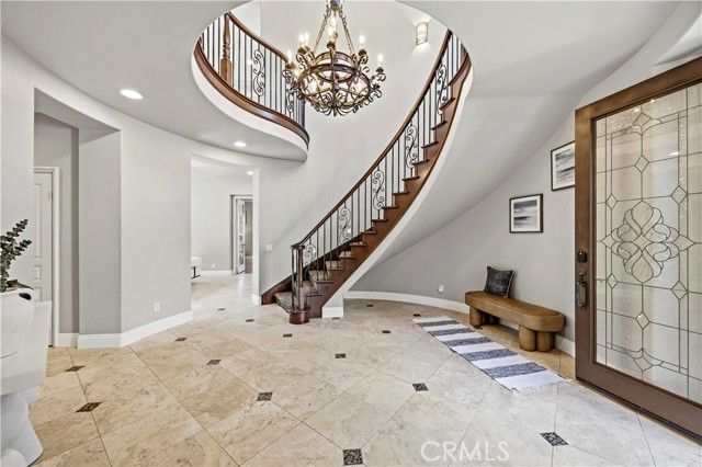 9 Sunnindale, Laguna Hills, CA 92679