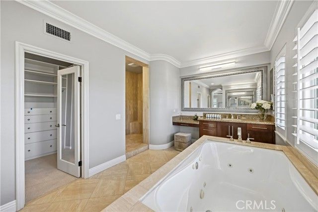 9 Sunnindale, Laguna Hills, CA 92679