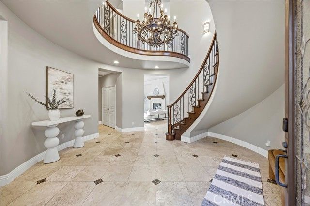 9 Sunnindale, Laguna Hills, CA 92679