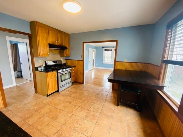 140 Centre St 1, Quincy, MA 02169
