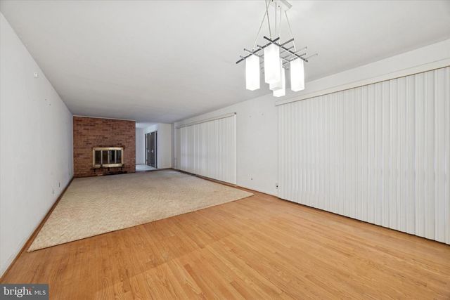 132 OSAGE LN, Newark, DE 19711