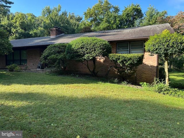 132 OSAGE LN, Newark, DE 19711