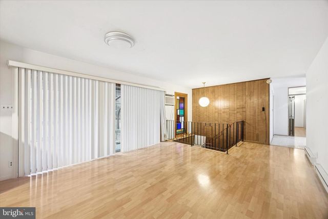 132 OSAGE LN, Newark, DE 19711