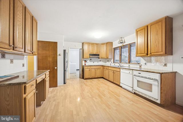 132 OSAGE LN, Newark, DE 19711