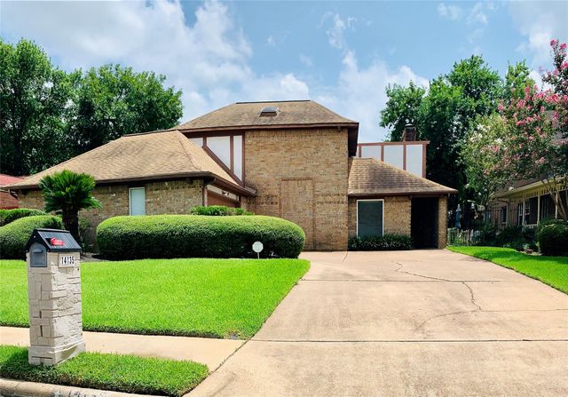 14135 Sandfield Drive, Houston, TX 77077