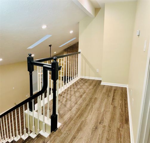 14135 Sandfield Drive, Houston, TX 77077