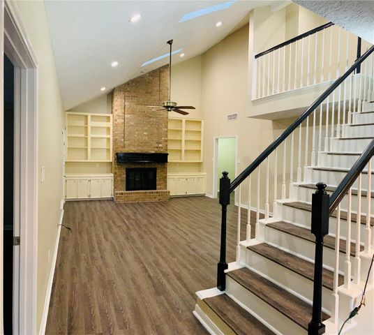 14135 Sandfield Drive, Houston, TX 77077