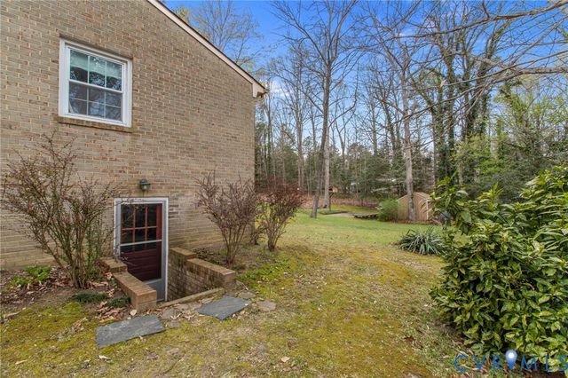 9440 Deerpark Ct, Midlothian, VA 23112