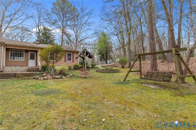 9440 Deerpark Ct, Midlothian, VA 23112