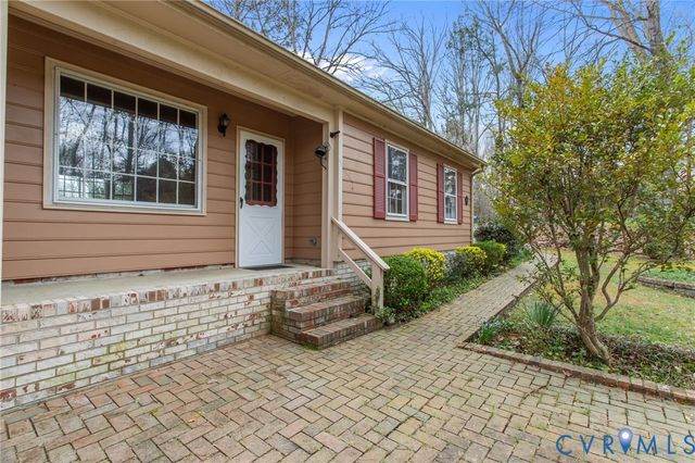 9440 Deerpark Ct, Midlothian, VA 23112