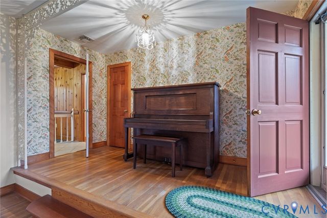 9440 Deerpark Ct, Midlothian, VA 23112