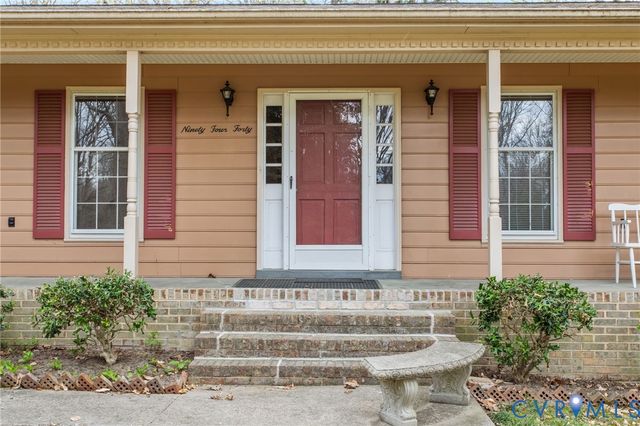 9440 Deerpark Ct, Midlothian, VA 23112