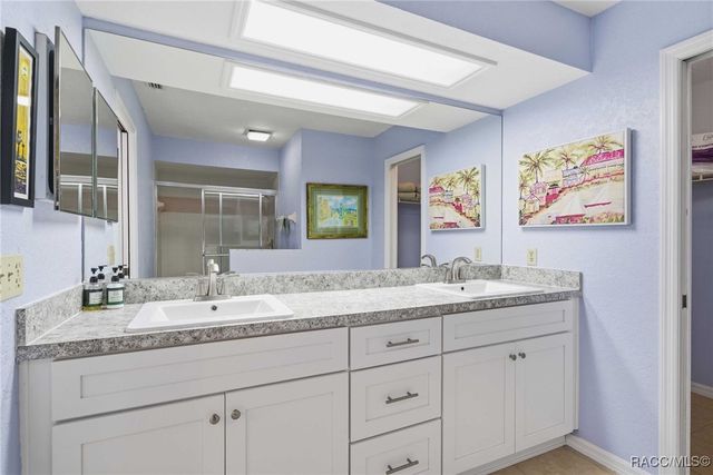 8422 W Bradshaw Street, Homosassa, FL 34448