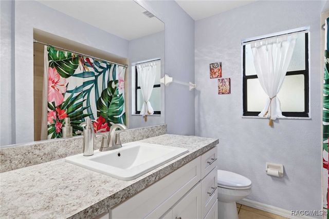 8422 W Bradshaw Street, Homosassa, FL 34448