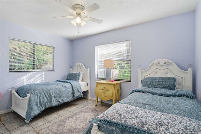 8422 W Bradshaw Street, Homosassa, FL 34448