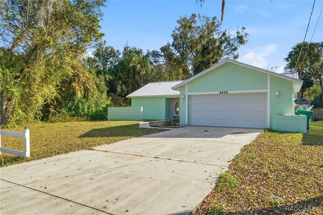 8422 W Bradshaw Street, Homosassa, FL 34448