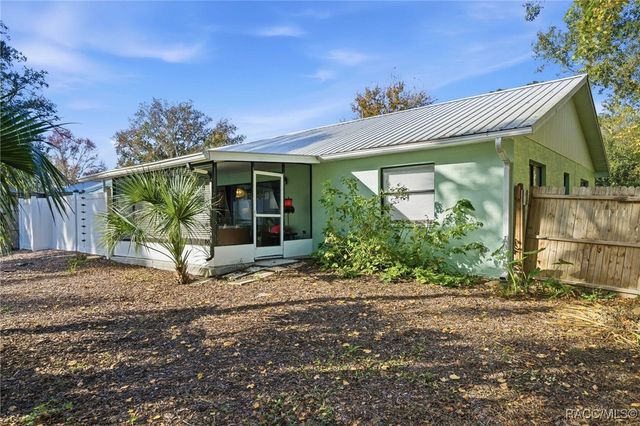 8422 W Bradshaw Street, Homosassa, FL 34448