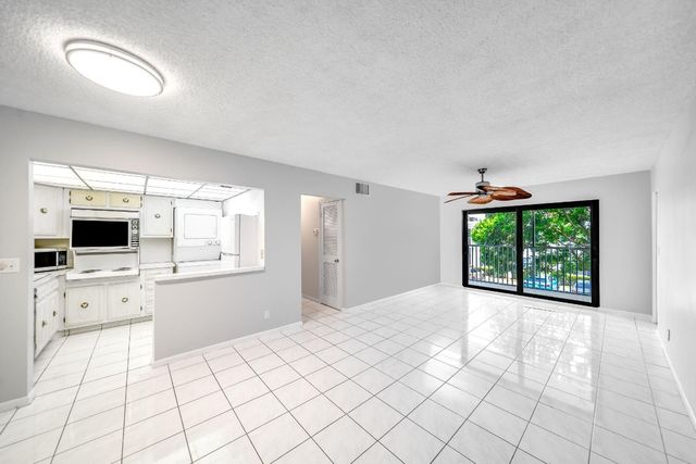 150 Cypress Club Drive 528, Pompano Beach, FL 33060