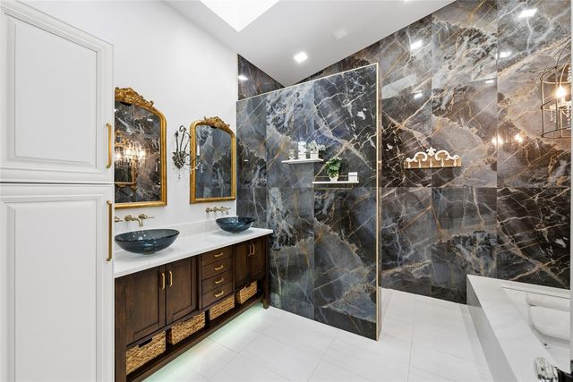 3843 GEORGIA COURT, Tarpon Springs, FL 34688