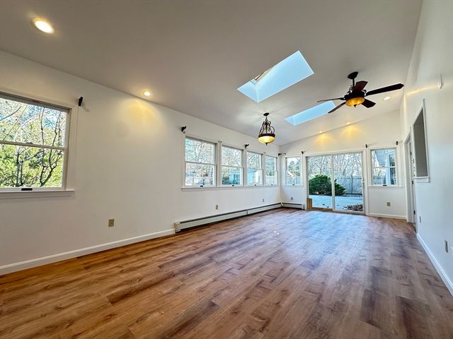 24 Hemlock Dr, Natick, MA 01760